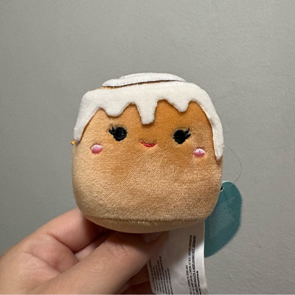 Chanel the Cinnamon roll 2” Micromallow Squishmallows